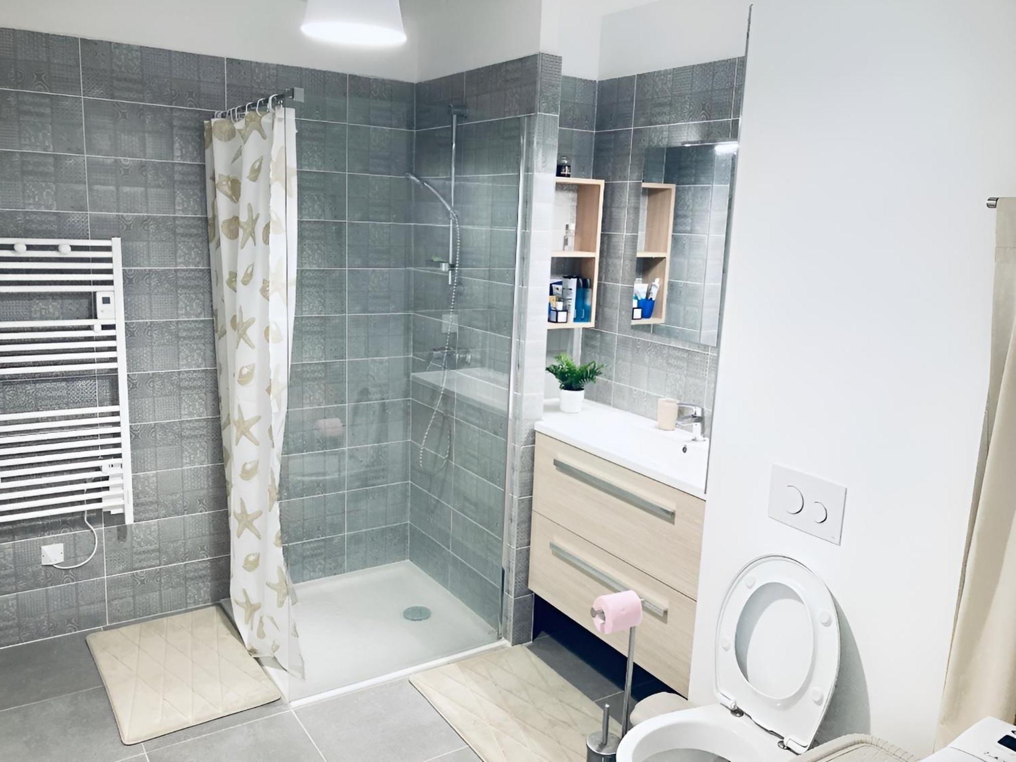 Appartement Design Au Coeur De Montpellier Avec Parking Prive Eksteriør billede